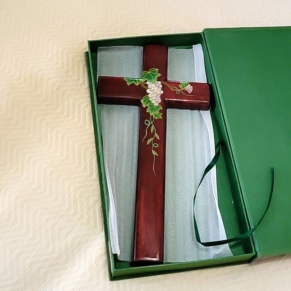 Vintage Livingwood Living Wood Handmade and Painted Lacquered Cross - Picture 2 of 9